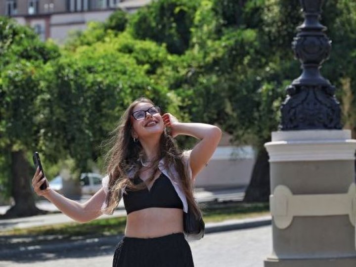 На вихідних в Україну повертається спека до +35