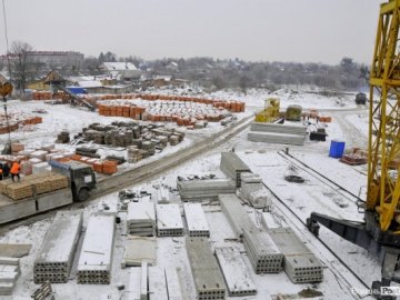 «Супернова»: будівництво набирає обертів*