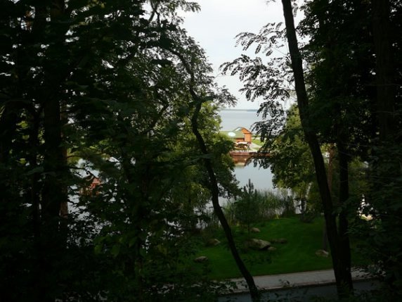 Журналістка пробралася в Межигір'я Януковича. ФОТО. ВІДЕО