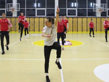 Футболісти «Волині» повернулись до тренувань після тривалої відпустки. ВІДЕО