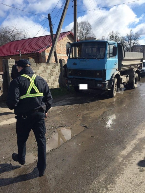 У Луцьку МАЗ наїхав на велосипедиста. ФОТО