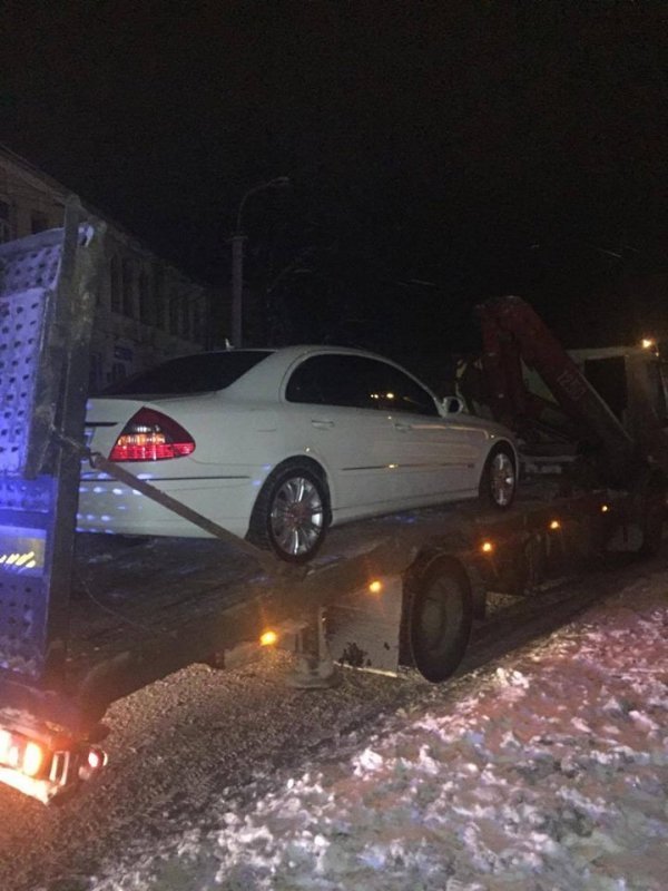 У Луцьку затримали водія на чужому авто. ФОТО