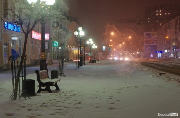 У Луцьку знову хуртовина. ФОТО