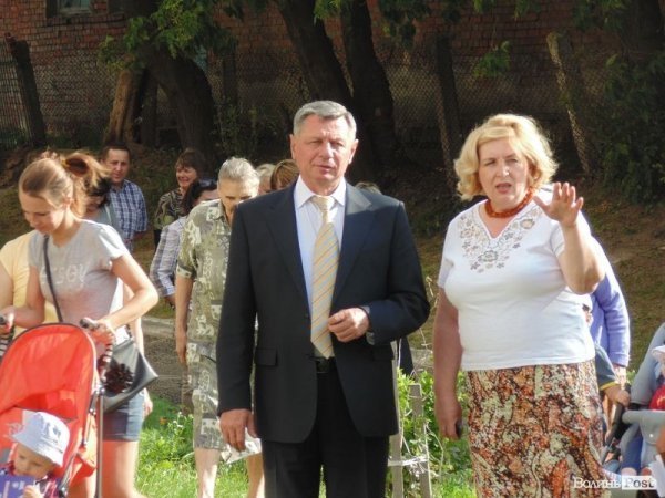 У Луцьку відремонтують двір за 420 тисяч. ФОТО