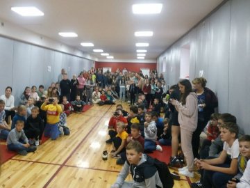Волинські школярі назбирали для ЗСУ 40 тисяч гривень