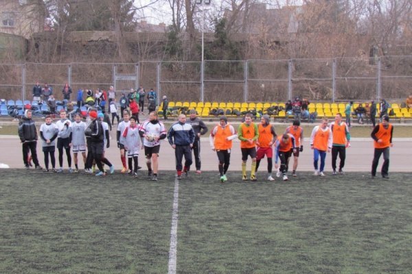 Волинські вболівальники зіграли у благодійний футбол  на допомогу воїнам-ультрасам. ФОТО