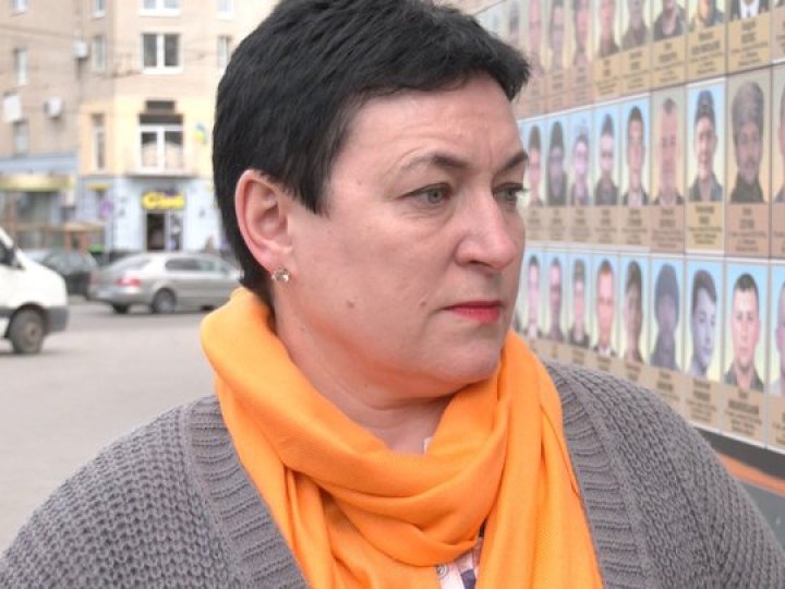 Чи планують переносити стелу загиблих воїнів із Театрального майдану у Луцьку: що відомо