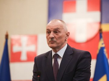 «Ви з’їжджаєте з теми», - Савченко до головної освітянки Волині