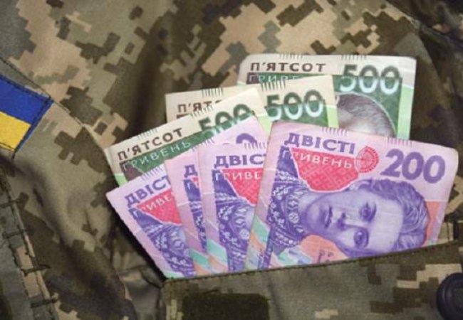 Зеленський підняв зарплати військовослужбовцям - ВолиньPost