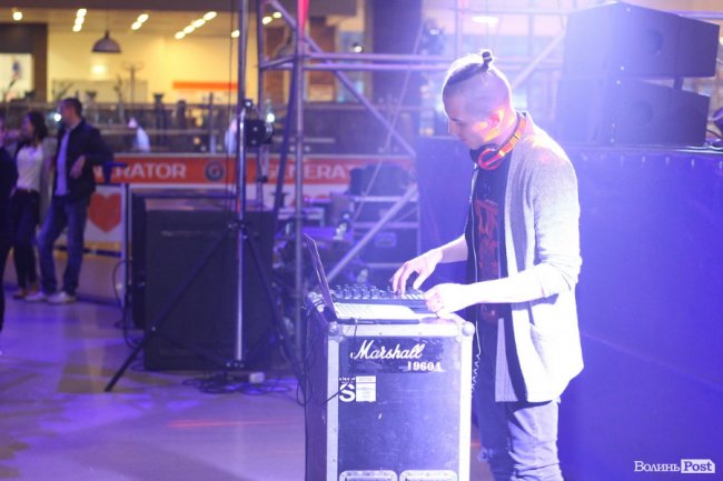 Як це було: фото грандіозного концерту «Ляпис 98» у «ПортCity»