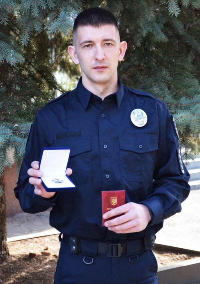 Волинського поліцейського, який врятував декілька життів під час кривавої різанини, нагородили відзнакою