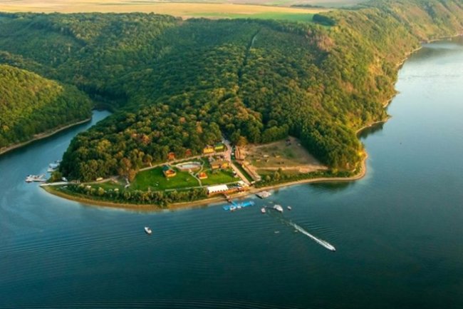 Топ-7 найнезвичніших готелів України. ФОТО