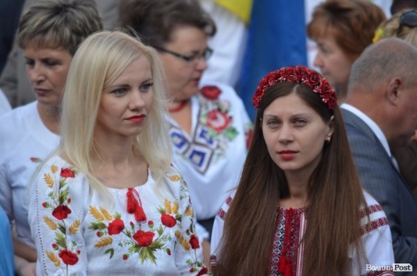 Іноземні делегати прибули на підняття прапора України у Луцьку. ФОТО