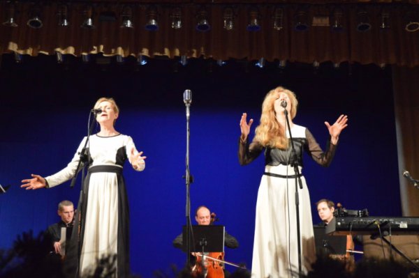 Філософія життя у концерті від «Сестер Тельнюк» 