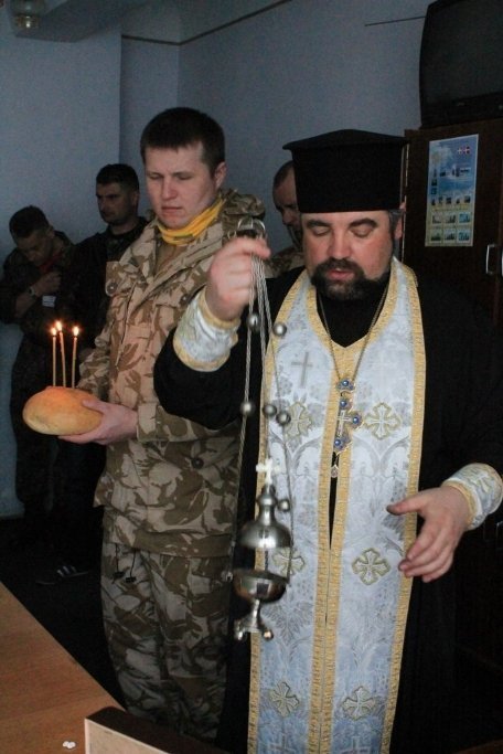 У Луцьку освятили прапор «Самооборони». ФОТО