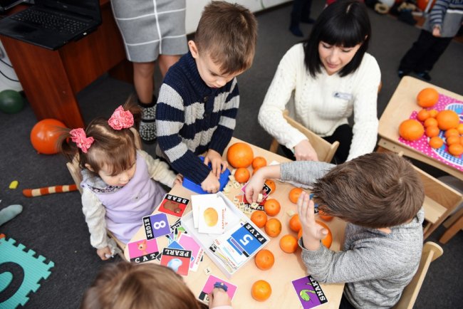 У «Промені» відкривається незвичний сімейний клуб англійської мови*