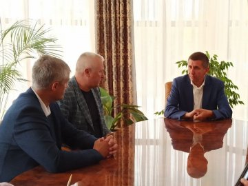 У Боратинську громаду закуплять контейнери для сміття