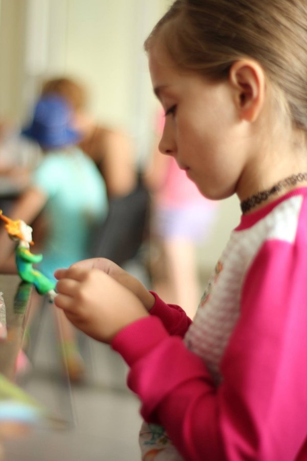 У Луцьку діти ліпили анімаційних персонажів з пластиліну. ФОТО