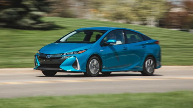 Популярний в Україні поліцейський автомобіль оновили. ФОТО