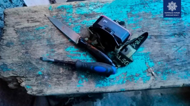 У Луцьку чоловіка поранили ножем у шию. ФОТО