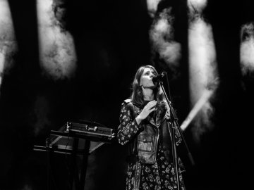 Душевно і «для своїх»: у луцькому «Промені» виступив гурт «Один в каное». ФОТО