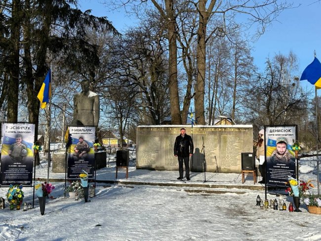 У селі на Волині відкрили Алею Слави полеглим воїнам-односельчанам. ФОТО