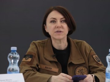 Потреби в залученні жінок-медиків на фронт наразі немає, –  Маляр