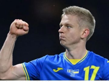 Футболіст Зінченко на призові гроші за Євро-2020 привіз до України відомого дитячого хірурга