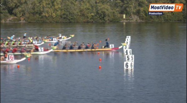 Веслувальники з Волині стали чемпіонами світу з драгонботу