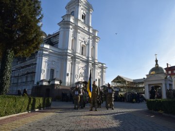 У Луцьку попрощалися з двома Героями, життя яких забрала війна