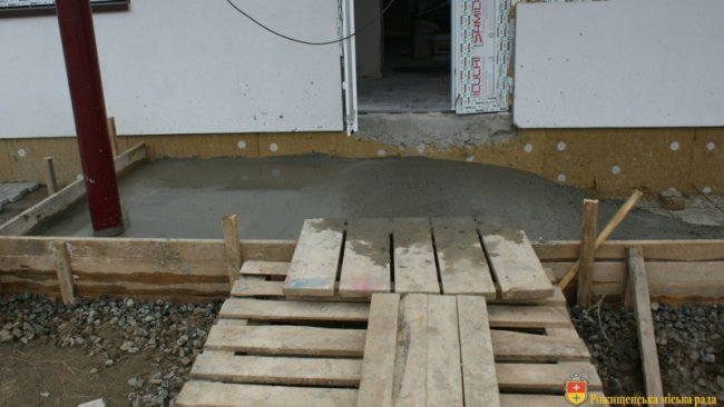 Показали, як у місті на Волині будують дитячий будинок сімейного типу. ФОТО