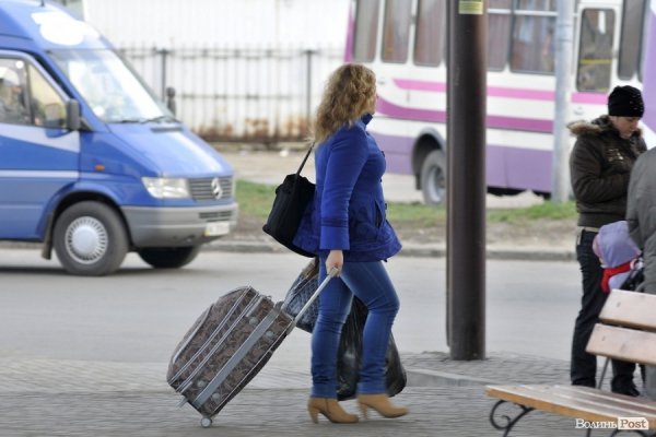 Луцька автостанція. БУДНІ МІСТА 