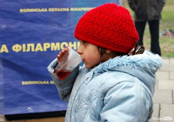 У центрі Луцька гуляли цигани. ФОТО