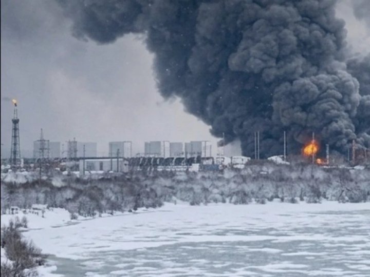 «Зігріємося вогнем російських НПЗ». У ЗСУ відповіли на погрози рф «замороження» взимку
