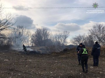 Під містом на Волині – пожежа. ВІДЕО