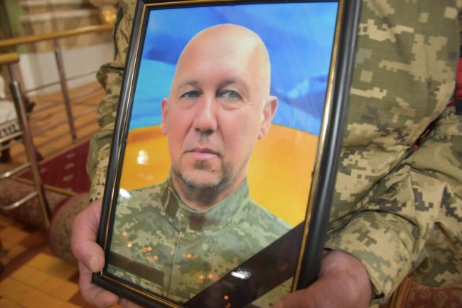 У Луцьку попрощалися з воїном Олександром Кобильком