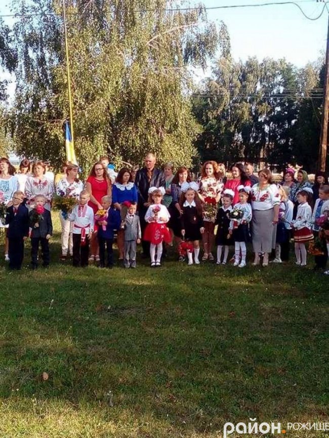  Перший дзвінок у селі Мильськ 