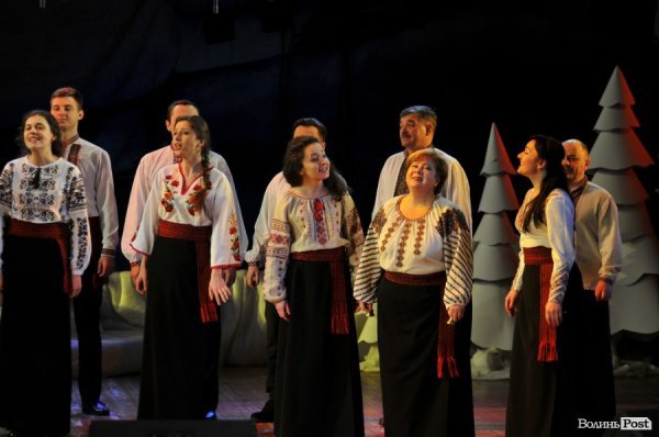 «Коляда з Тетяною Ціхоцькою»: фото благодійного концерту