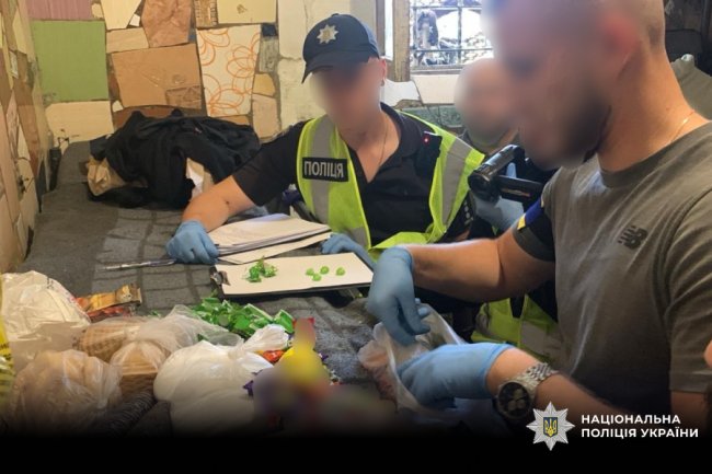 На Волині ув'язнений та його спільники маскували наркотики у цукерки