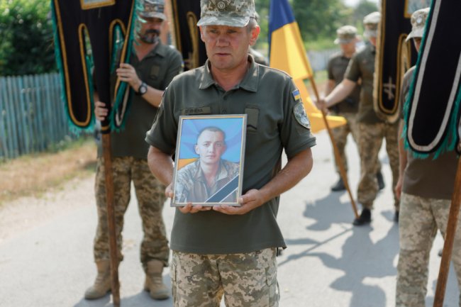 На Волині попрощалися із загиблим Героєм Дмитром Арендаруком