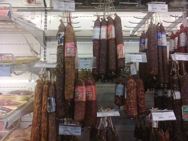 Ковбаса як розкіш. З’явились нові ціни з донецьких супермаркетів. ФОТО