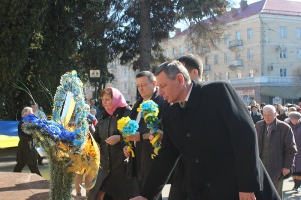 У Луцьку вшанували пам'ять Тараса Шевченка. ФОТО