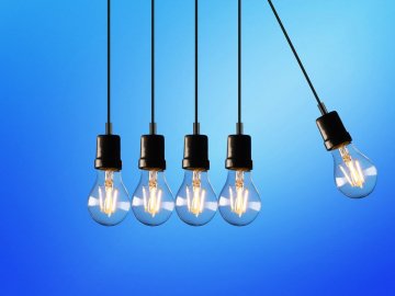 Тарифи на електроенергію в Україні злетять: назвали дату