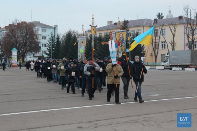 У Володимирі молитвою вшанували Героїв Небесної Сотні. ФОТО