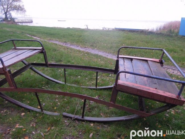 Самотній і чудернацький: оприлюднили фото осіннього Світязю