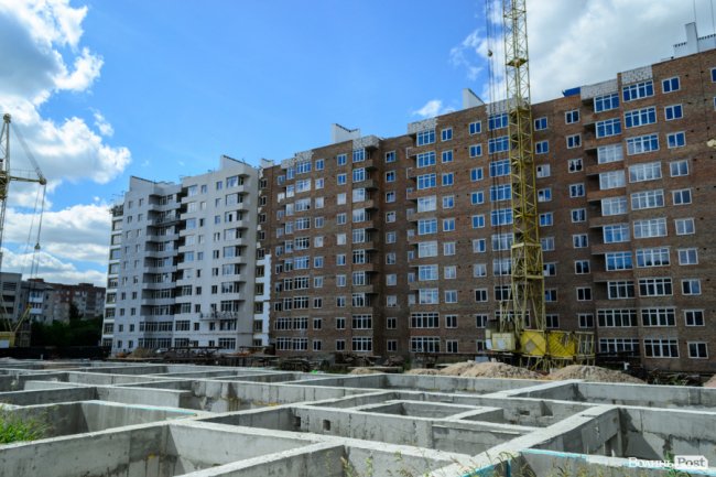 Роботи ні на мить не припиняються: як у Луцьку «росте» ЖК «Caramel Residence». ФОТО*