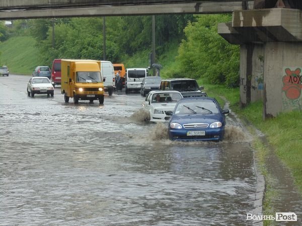 «Потоп» у Луцьку. ФОТО