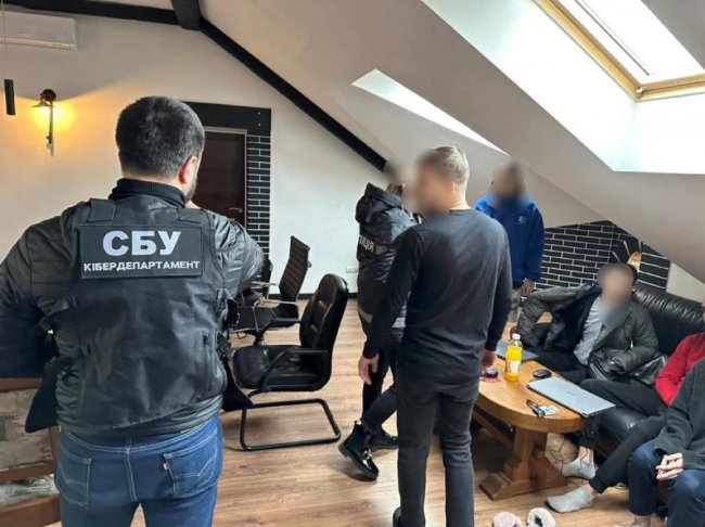 В Україні знищили мережу шахрайських концентрів: «заробляли» мільярди