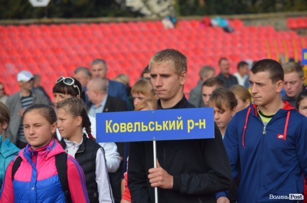 У Луцьку підписали меморандум, який дозволить побудувати стадіон в кожному районі області. ФОТО 