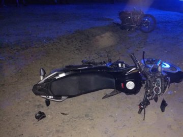В аварії на Волині зіткнулись двоє мотоциклістів: є постраждалі. ФОТО